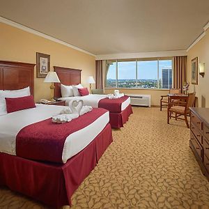 Standard Queen Room Two Queen Beds